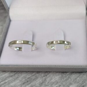 Aliança de Prata Chanfrada com Pedra | 3 mm | Par - Imagem 2