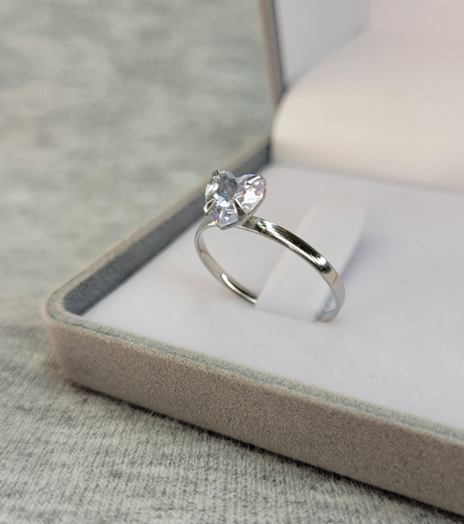 SOLIT AÇO 04  - Anel Solitário Pedra de Coração