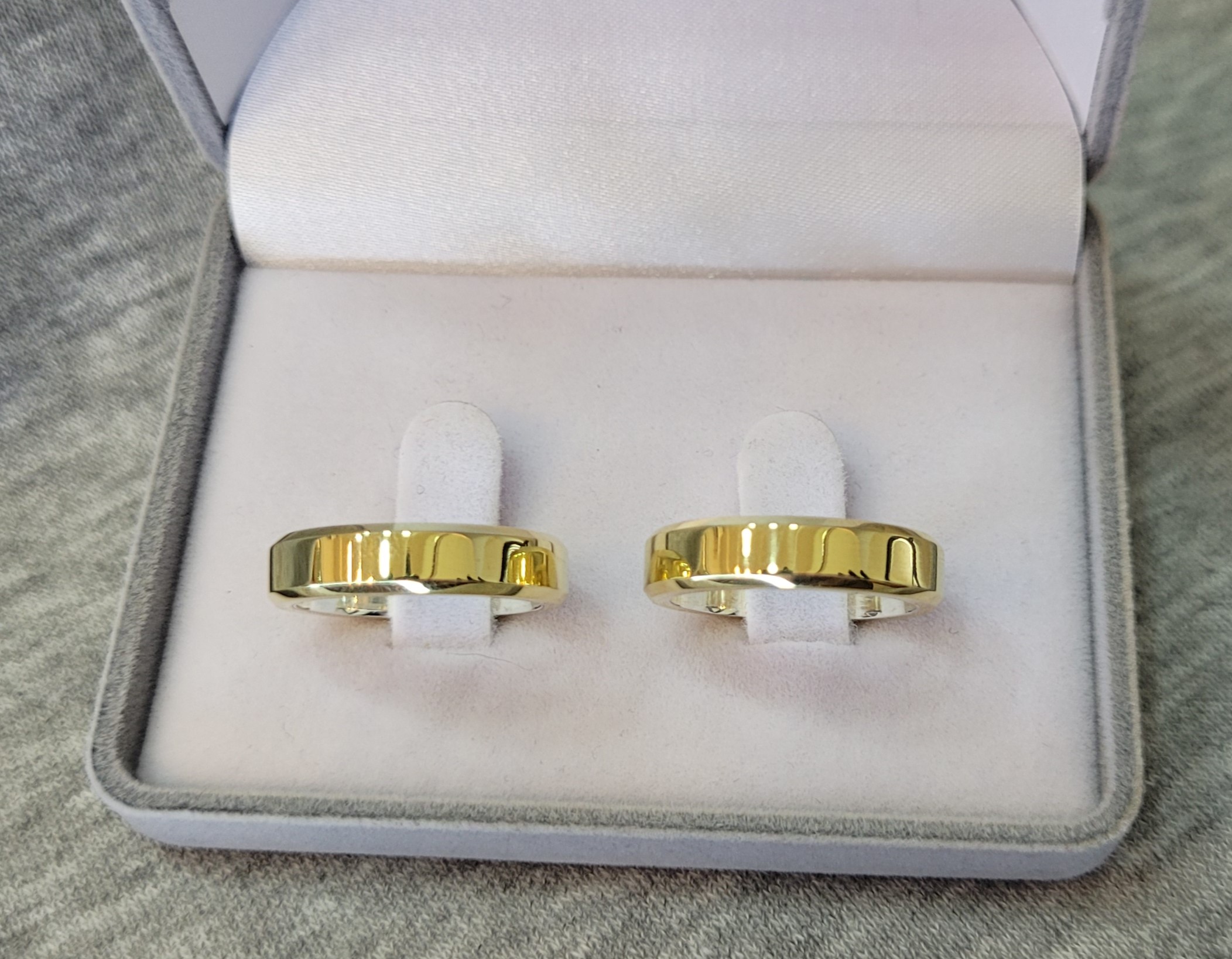 AGM55 / AGM55-1 : Aliança de Moeda Chanfrada | 6 mm | C/ forro de Prata | Par - Imagem 2