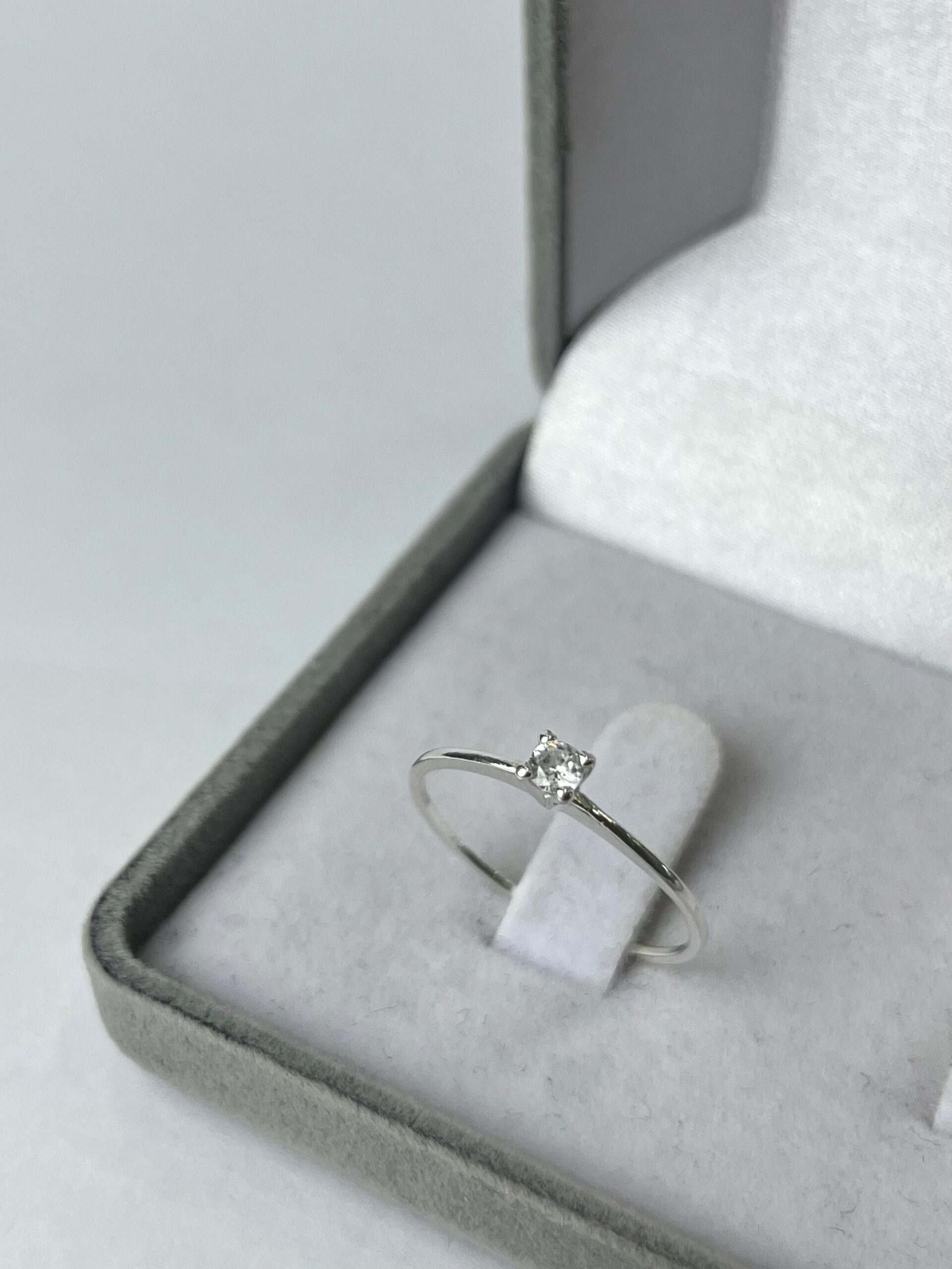 AG SOLIT 24 - Solitário em Prata